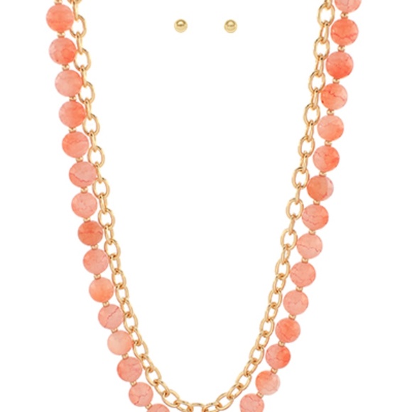 2 Layered Agate Ball Beaded Necklace - Picture 4 of 5